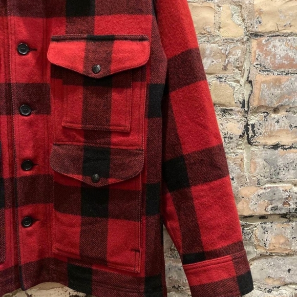 Filson Vintage Plaid Wool Mackinaw Cruiser Jacket - Large - Red and Black - Picture 4 of 7